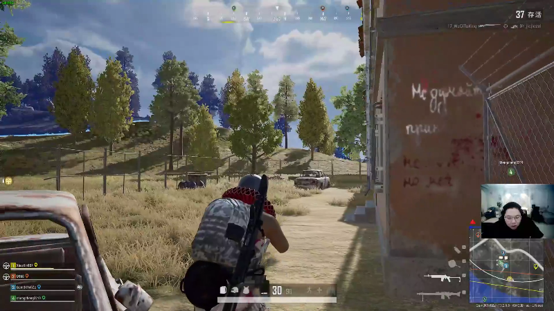 我在斗鱼看即将拥有人鱼线的PDD直播英雄联盟