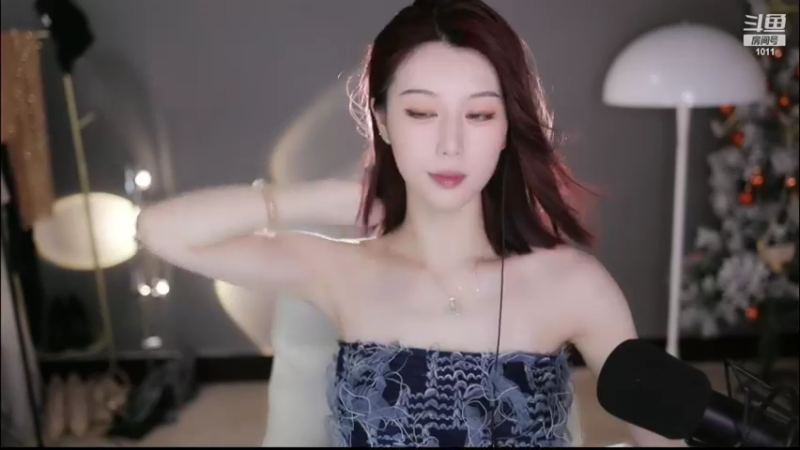 【2022-06-11 21点场】青台miss：希望大家天天开心 1011