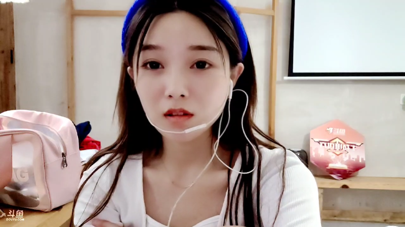 【户外】百变姑姑肖淑洁的精彩时刻 20220613 00点场