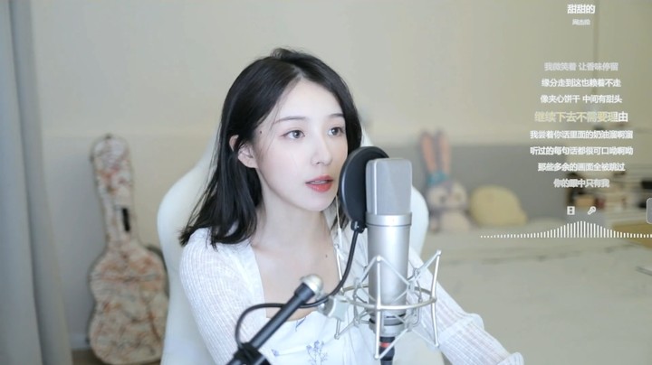 美女周二珂翻唱流行情歌真好听，今天好漂亮啊