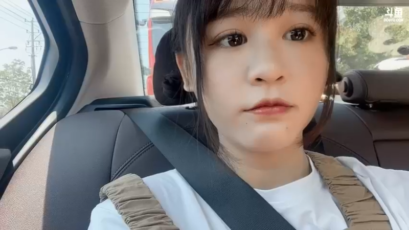 【2022-06-15 12点场】钱蓓婷起床了没：可爱的人都点进来吧（郊游吧）