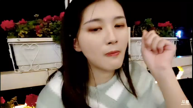 【2022-06-12 22点场】紫薇同学：在大理呀今天～