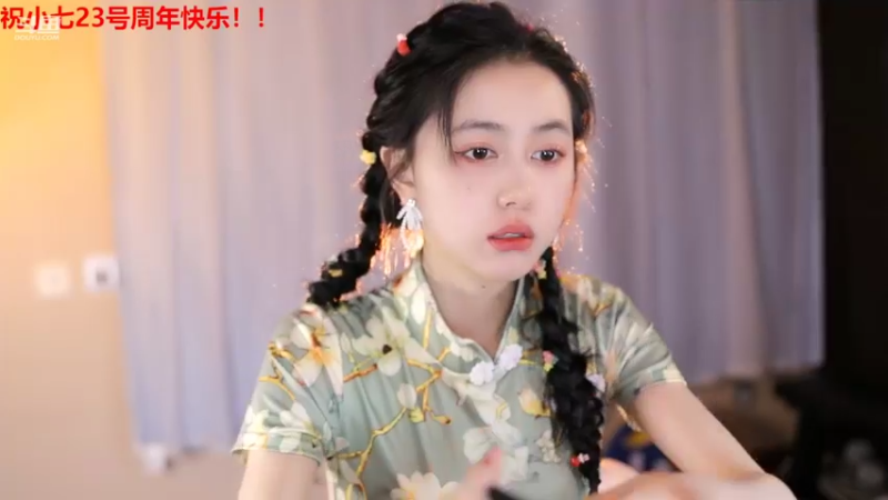 【2022-06-16 02点场】小酒窝翁馨：可爱的会打游戏的健身妹妹嗷