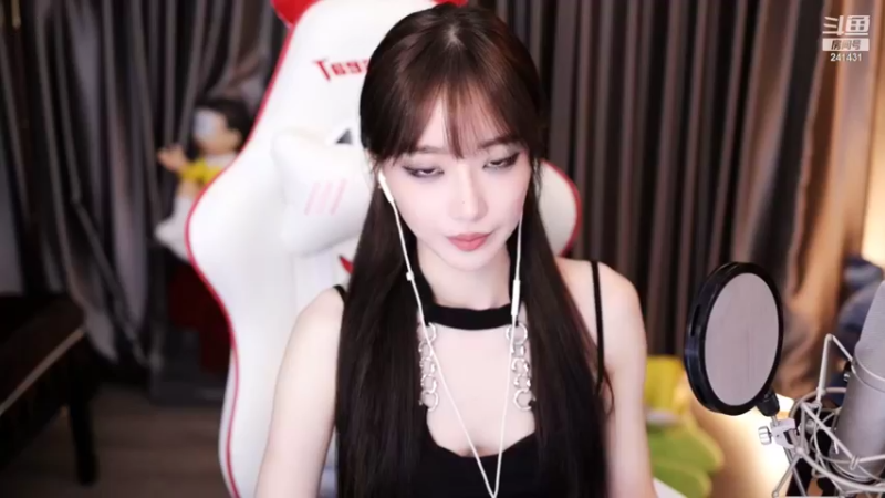 【2022-06-17 21点场】小苏菲：霸王龙啊啊啊