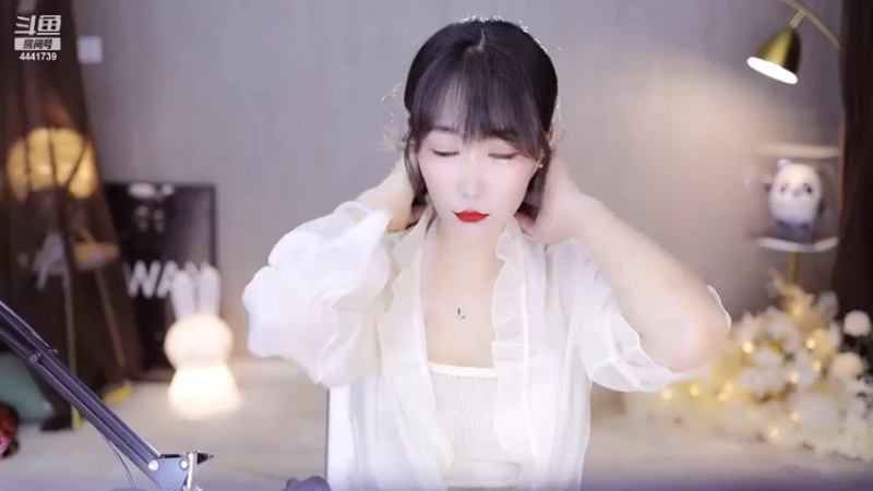 【2022-06-17 18点场】Jue美娘：要快乐 要有爱心