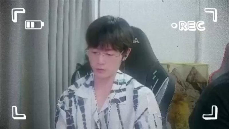 为什么敢看我鳄鱼啊