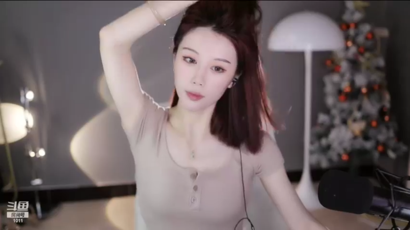 【2022-06-17 22点场】青台miss：希望大家天天开心 1011