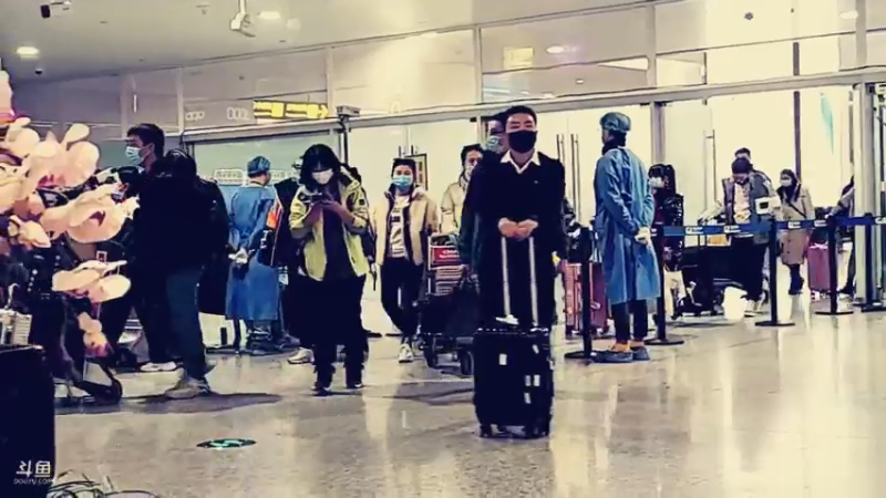 瑶瑶《世间美好与你环环相扣》