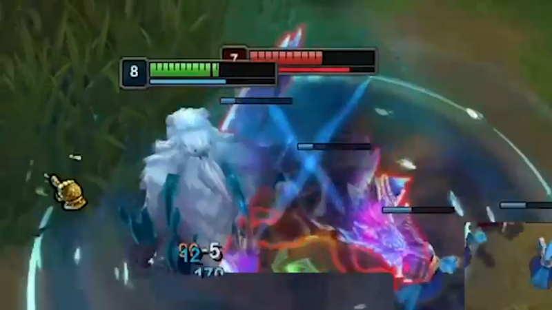 熊王c真成狂雷了？打野来抓反抓打野，线上一个追着两个啃