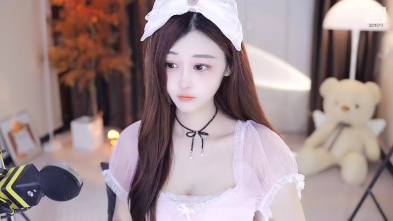 【2022-06-21 15点场】苏小懒38D：呆萌懒妹无敌射手嘎嘎乱杀