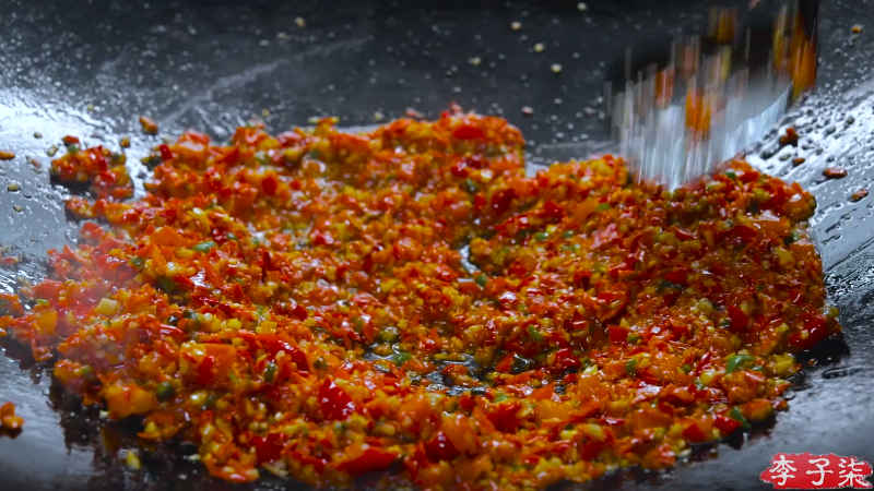 我在斗鱼看李子柒liziqi直播美食