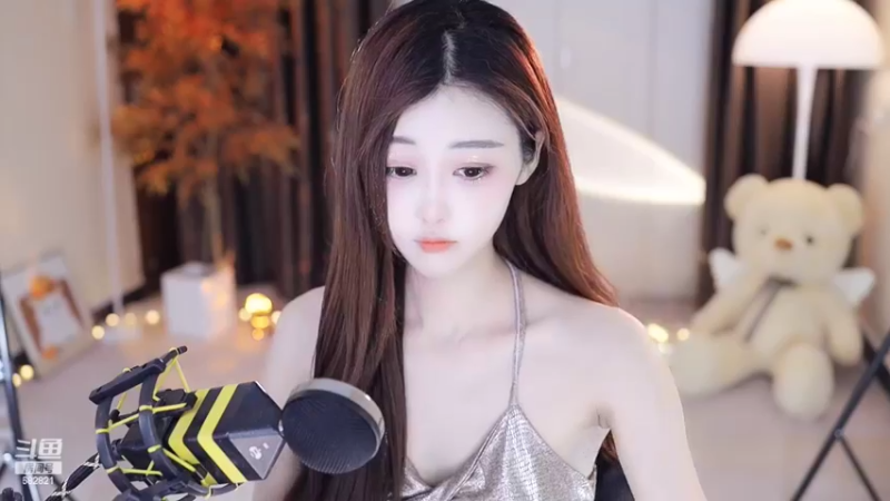 【2022-06-23 15点场】苏小懒38D：呆萌懒妹无敌射手嘎嘎乱杀