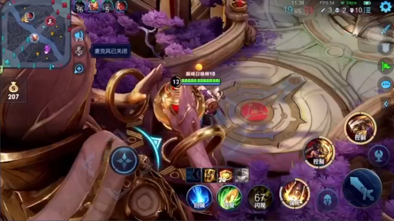 骚白：这个人什么都不会，就会送