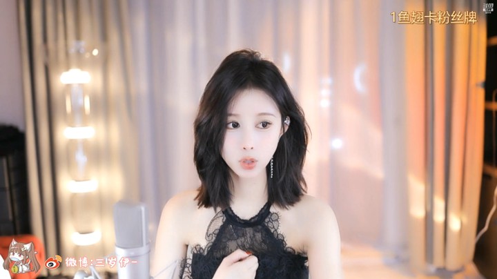 三岁伊美女小姐姐很懂能量碎片的游戏规则啊