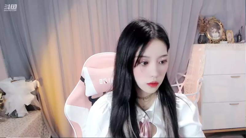 【2022-06-23 16点场】唐6儿：小奶团游戏舞蹈主播