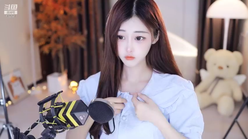 【2022-06-24 15点场】苏小懒38D：呆萌懒妹无敌射手嘎嘎乱杀