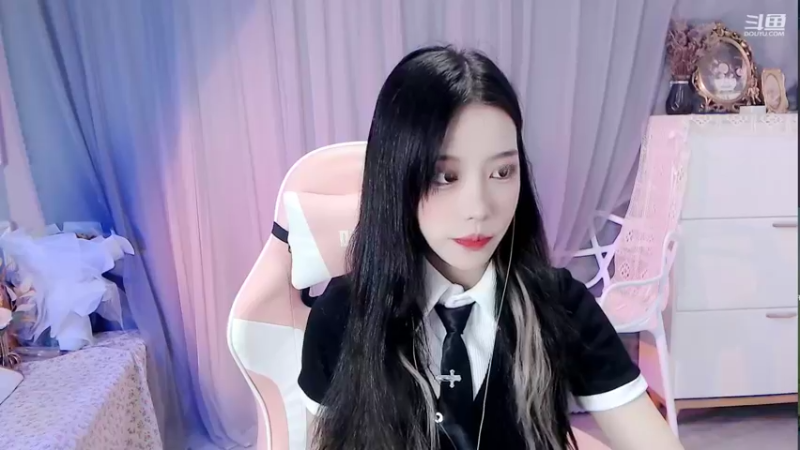 【2022-06-24 16点场】唐6儿：小奶团游戏舞蹈主播