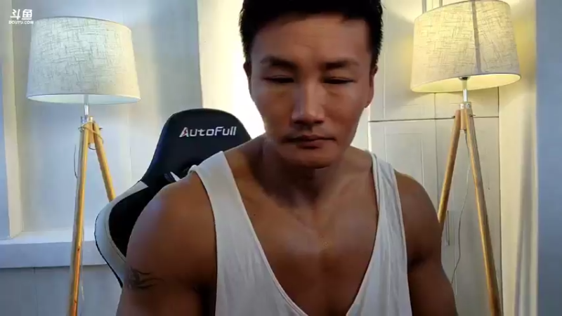 【2022-06-25 18点场】黑人毅：安静的聊聊天 280072