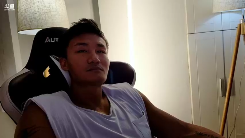 【2022-06-26 19点场】黑人毅：安静的聊聊天 280072
