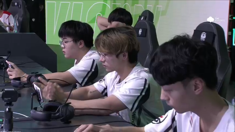 【2022-06-26 20点场】骚白：骚白赛季初全能秀