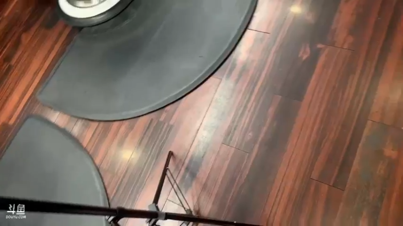 【2022-06-26 14点场】山山鸭：酸鸭休闲理发