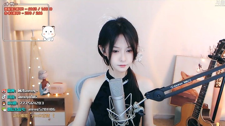 美女阿冷唱歌真好听啊