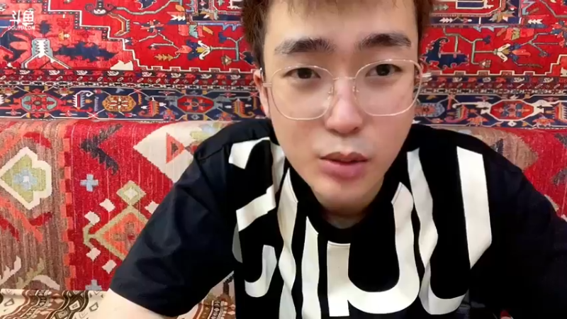 【2022-06-25 22点场】别问问就黑皮：【小奶团】黑皮~