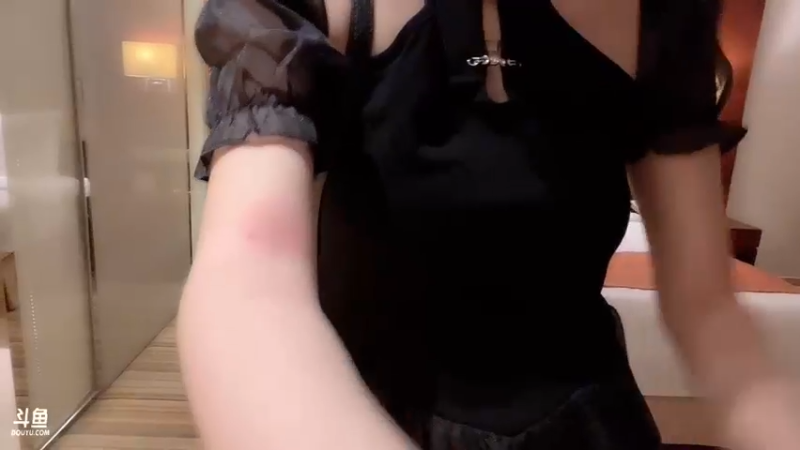 【2022-06-28 23点场】传情小小：小小：我好饿