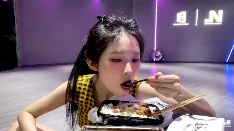 酸