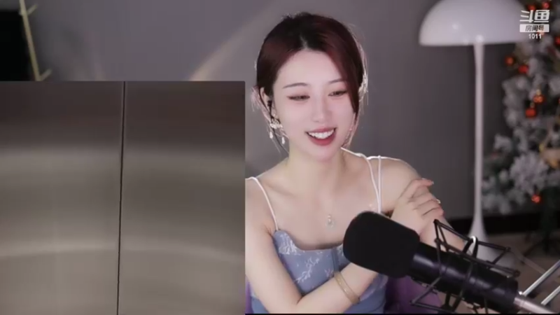 【2022-06-30 03点场】青台miss：希望大家天天开心~1011