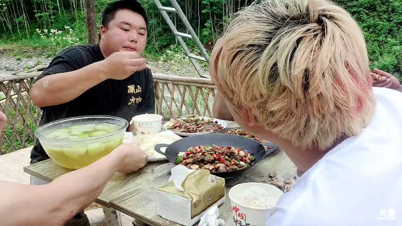 【户外】深山大咖的精彩时刻 20220701 18点场
