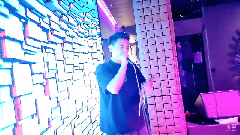 【户外】国民大舅哥的精彩时刻 20220701 00点场