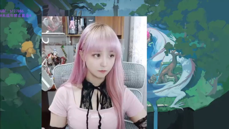 【2022-07-01 16点场】宝贝薇阿：薇薇：一天不看难受~71825