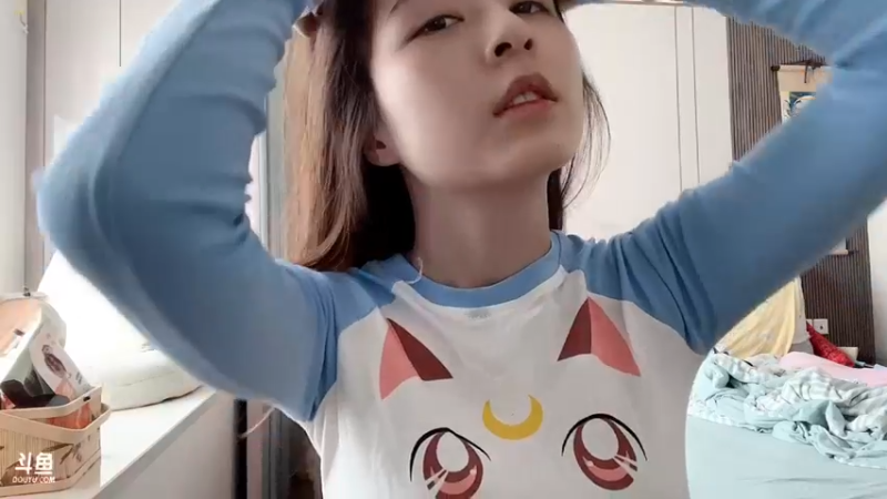 【2022-07-01 15点场】传情小小：小小：报玩。