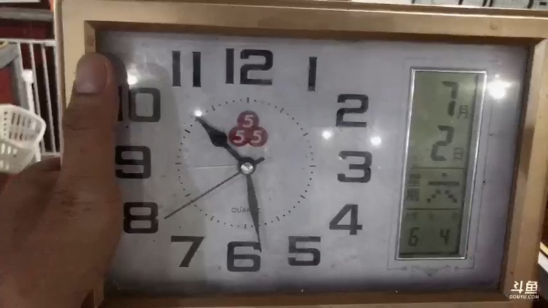 大黄母第13天，听口令进食