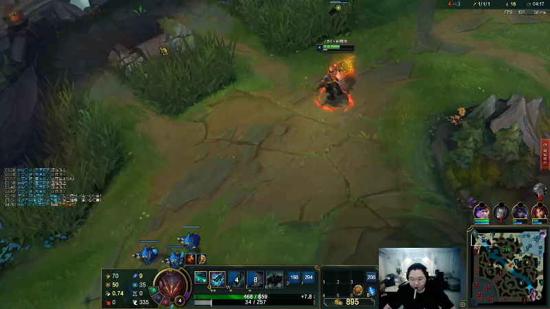 我在斗鱼看即将拥有人鱼线的PDD直播英雄联盟