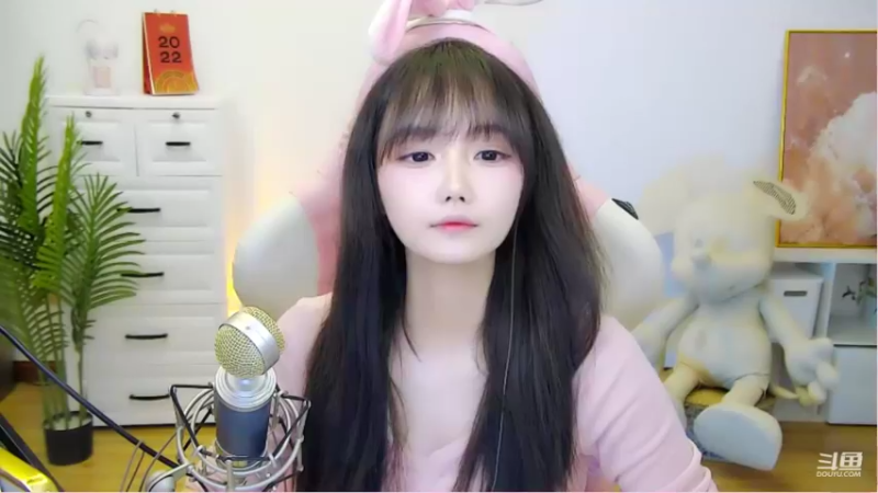 【2022-07-01 12点场】欣小菜：唠嗑主播激情带粉！