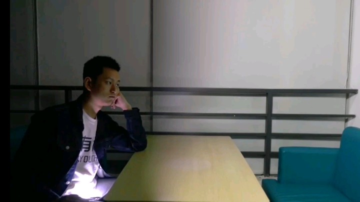 敬汉卿双面人