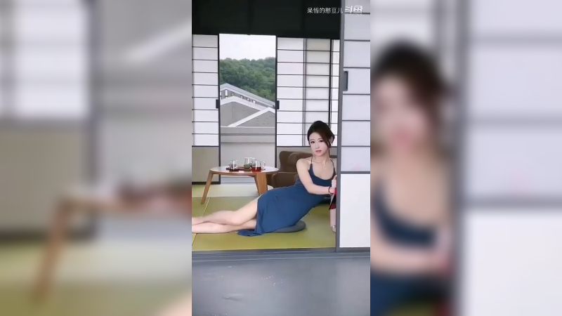 女装大佬姚豆豆变装