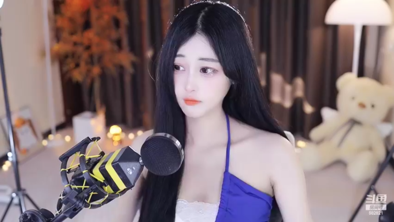 【2022-07-05 19点场】苏小懒38D：呆萌懒妹无敌射手嘎嘎乱杀