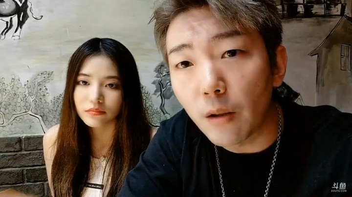 小王哥接单决定吃饭时间，一个飞机加一分钟，可以对刷