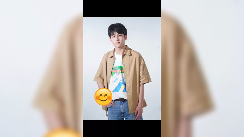 从来没笑得这么灿烂过