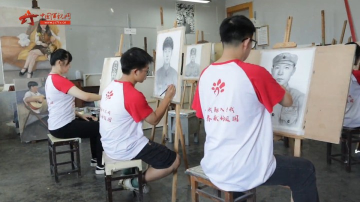 感动！他们用画笔再现革命先烈的英雄事迹