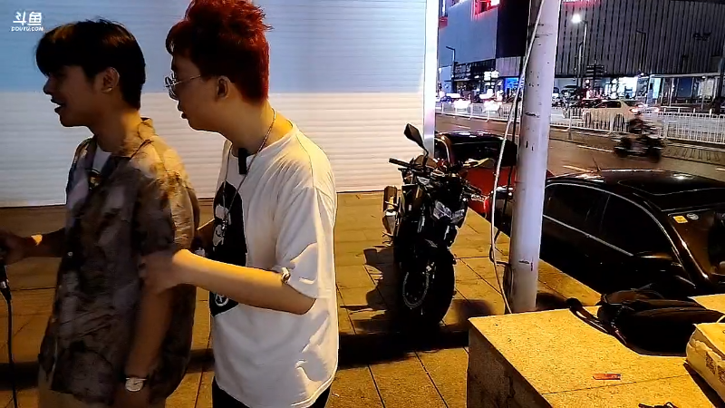 我在斗鱼看直播户外