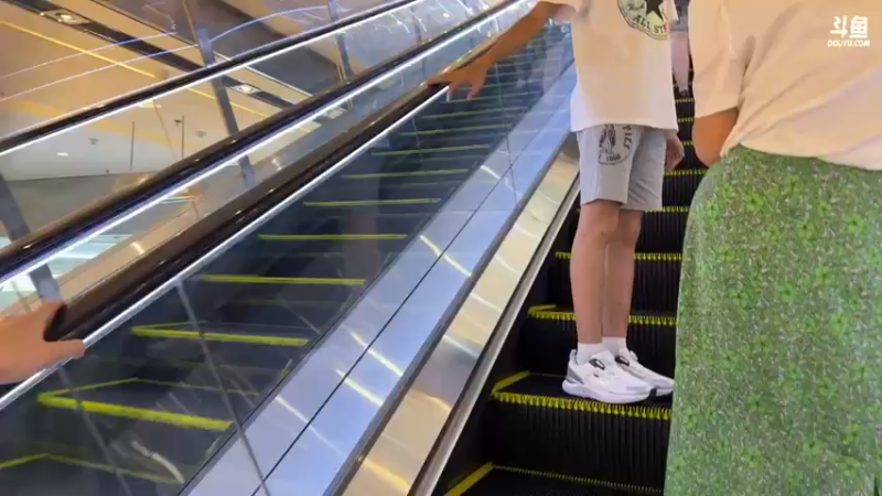 【2022-07-09 15点场】爱吃鱼的石原：石原：在成都 解说城市赛