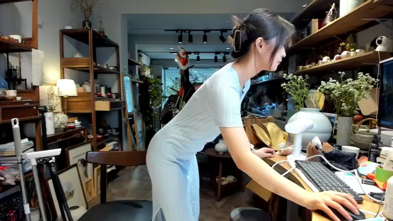 【2022-07-11 12点场】刘灶灶：刘灶灶的瓷器铺，新的一周