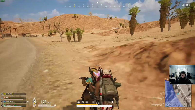 我在斗鱼看即将拥有人鱼线的PDD直播英雄联盟