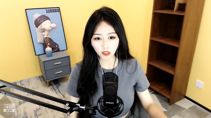 美女小姐姐很漂亮啊