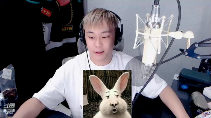 【2022-07-11 01点场】阿二Ayer：白银双倍：不死终会出头，加油