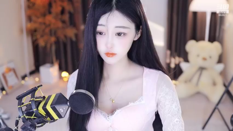 【2022-07-11 15点场】苏小懒38D：呆萌懒妹无敌射手嘎嘎下饭